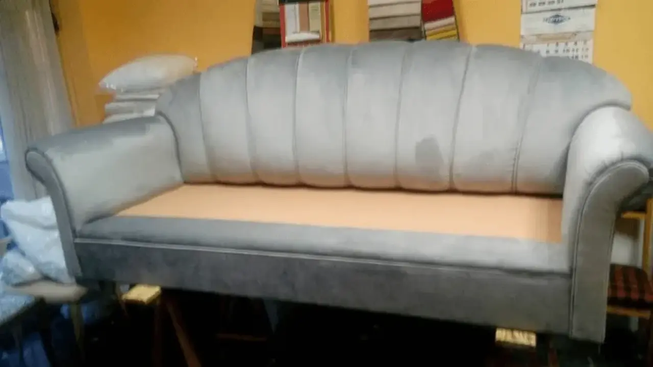 Sofá Gris Concha